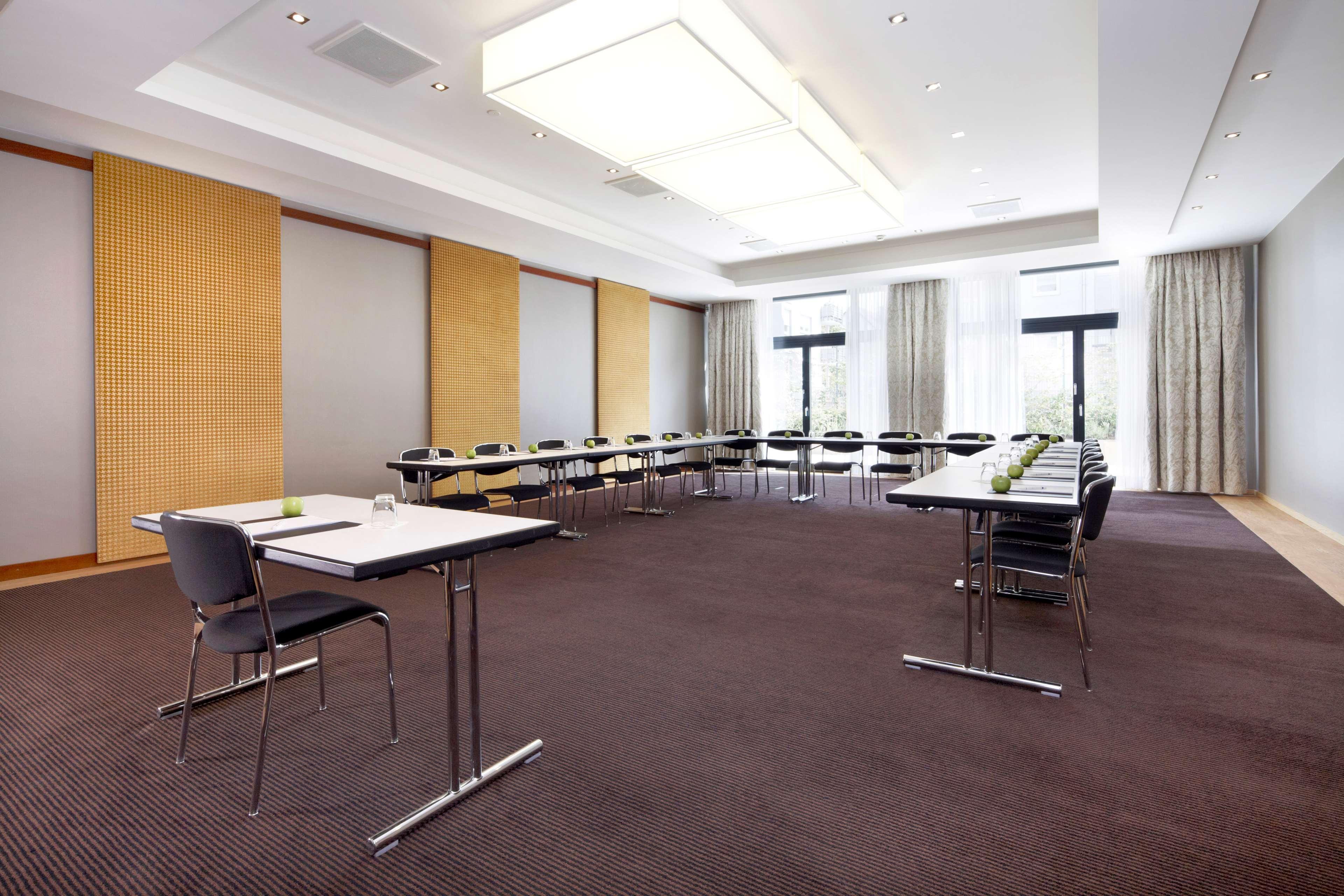Parkhotel Stuttgart Messe-Airport Лайнфелден-Ехтердинген Екстериор снимка