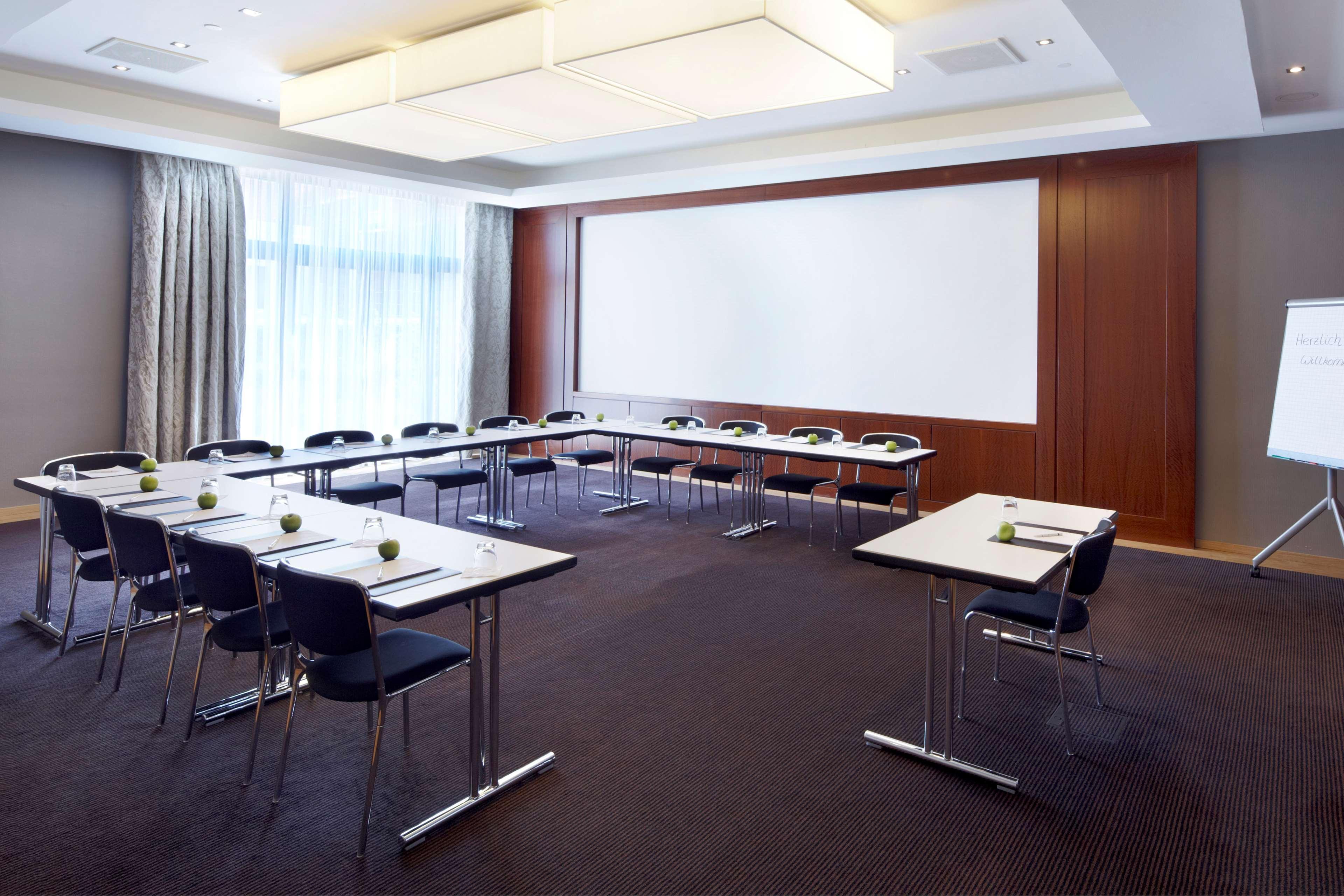 Parkhotel Stuttgart Messe-Airport Лайнфелден-Ехтердинген Екстериор снимка